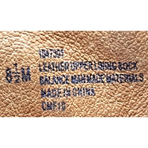 Sofft Women's 8.5M Black Ophelia Heeled Leather Zip Up Ankle Boots FLAW - Picture 2 of 10